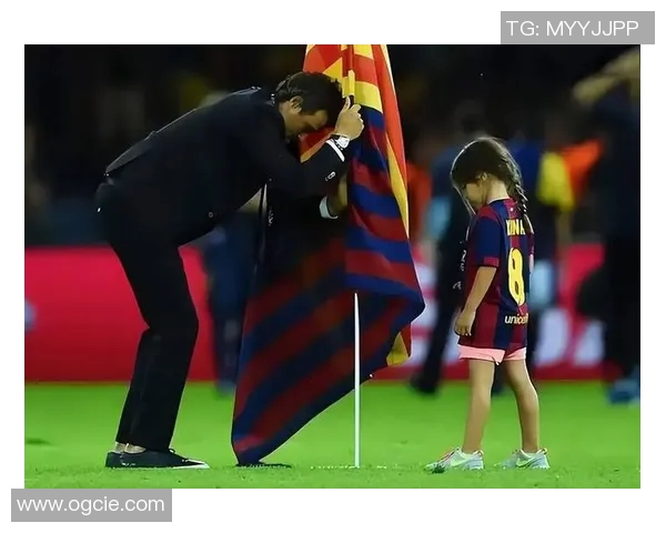 缺失父爱成就足球明星的奋斗与坚韧之路 缺失父爱成就足球明星的奋斗与坚韧之路